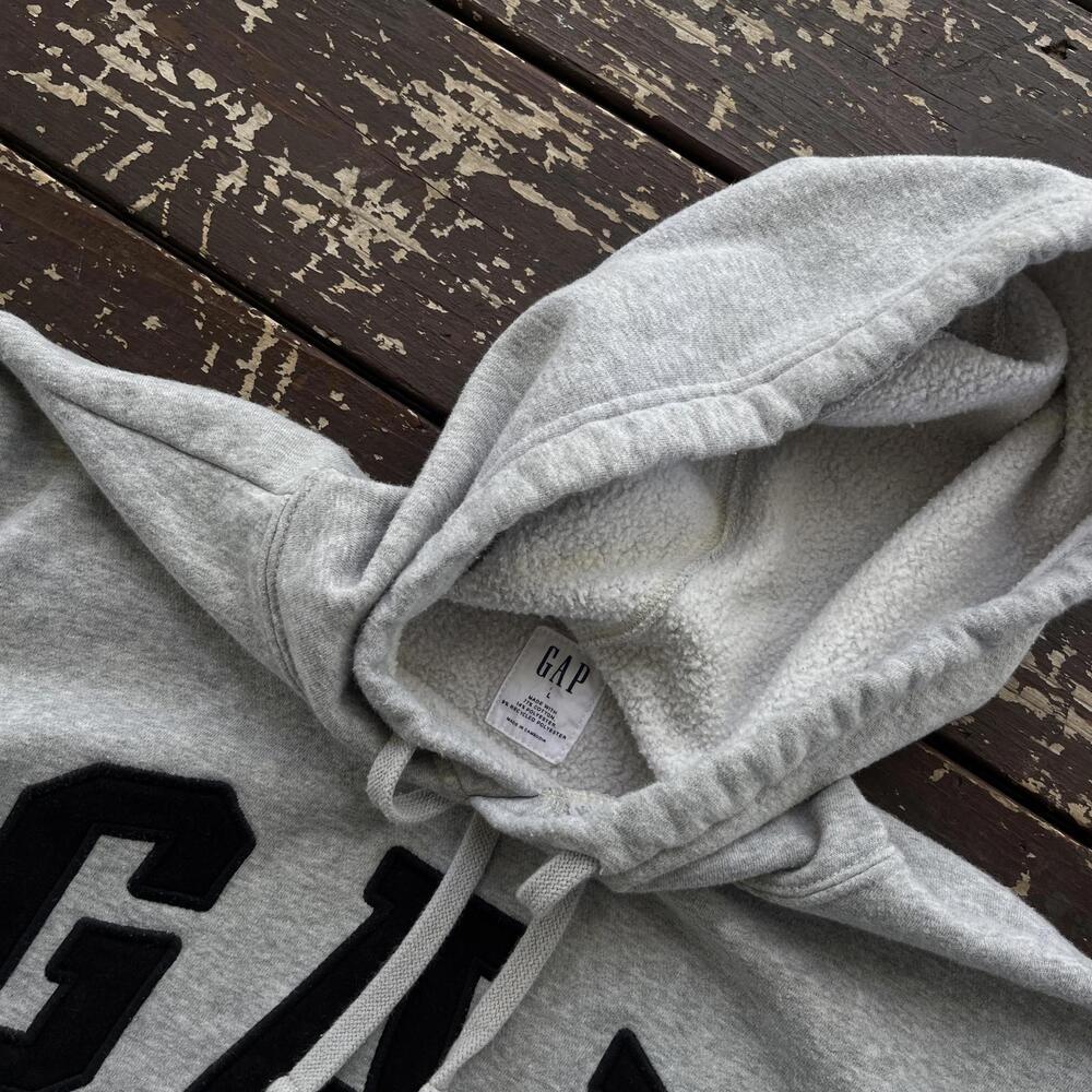 (L) Vintage Y2K Gap Embroidered Hoodie - Picture 3 of 5